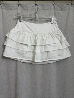 Hollister White Tiered Ruffle Skirt